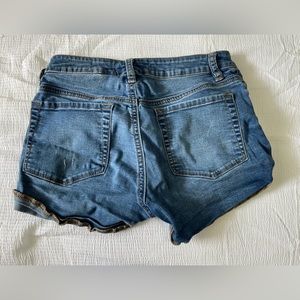 Jean short-shorts
